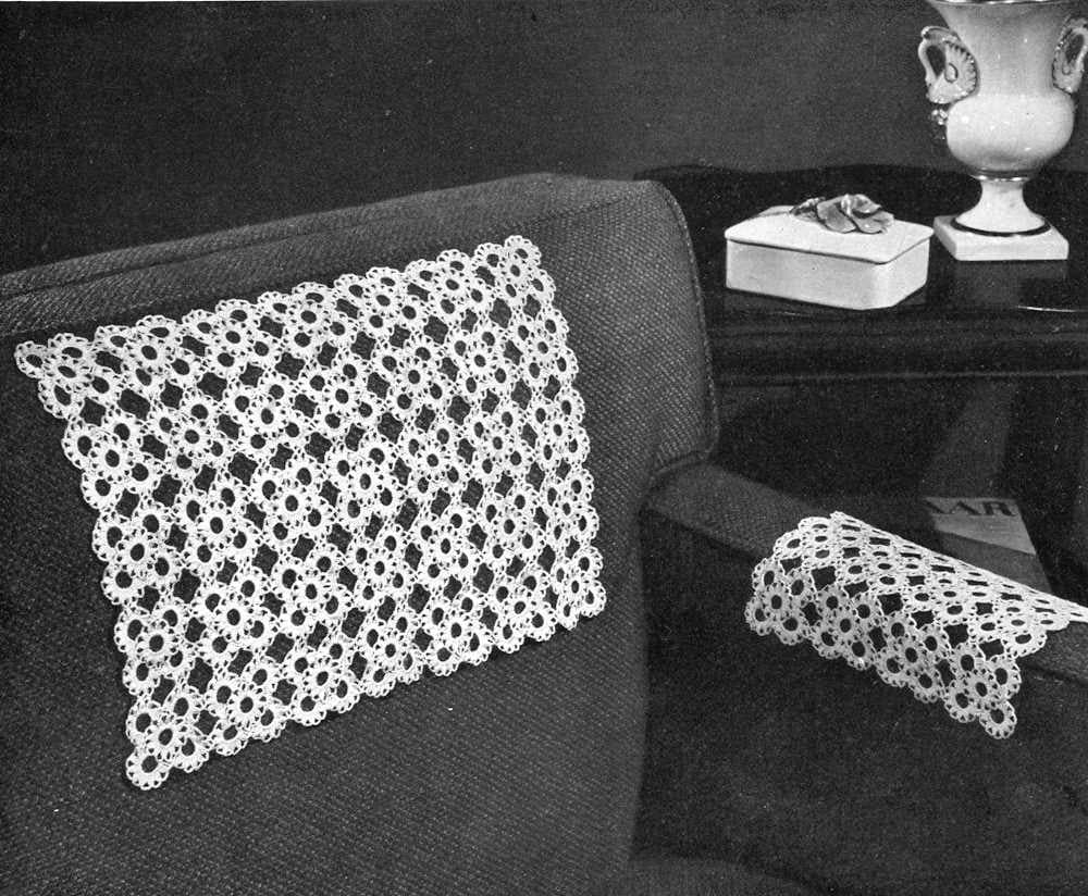 Bright Cluster chair set in use, original photograph
